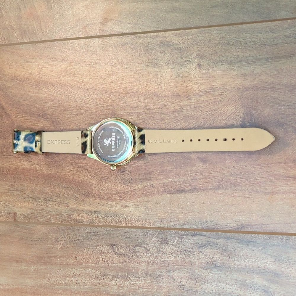 NEW Express Leopard Print Watch - Picture 4 of 6